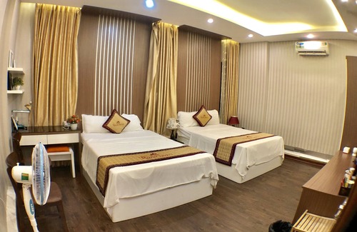 Yen Phu Hotel | The Royal Hotel