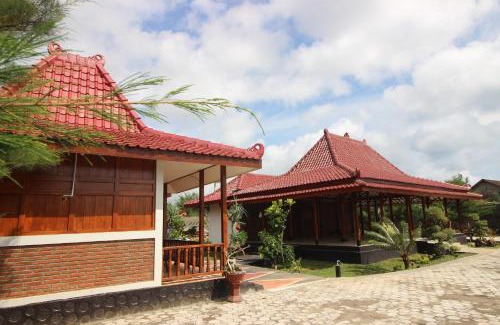 Wonosari House | The Royal Joglo