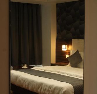 Sungava Hotel | The Royal Sheep Residency