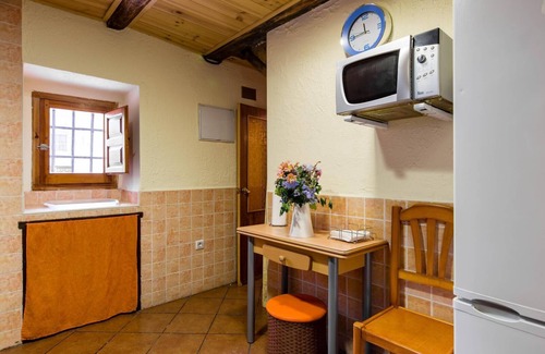 Piedralaves Apartment | The Rural Accommodation La Chova