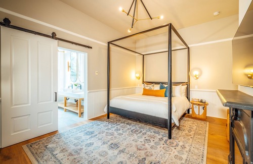 Healdsburg Bed & Breakfast | The Ruse