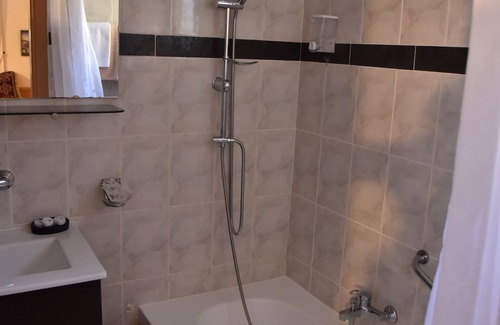 Safed House | The Safed Inn