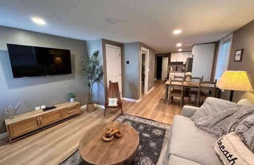 Seabrook House | The Saltwater Shoal - Walk to Beach & Boardwalk!