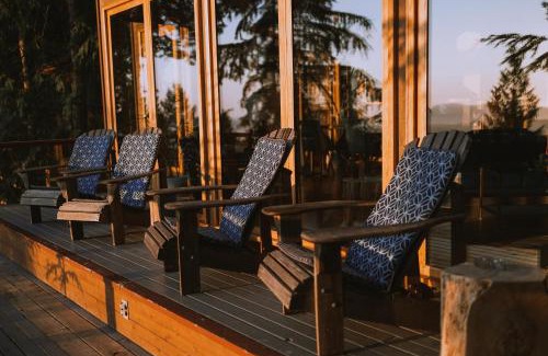 Salt Spring Island House | The Sanctuary Retreat & Spa