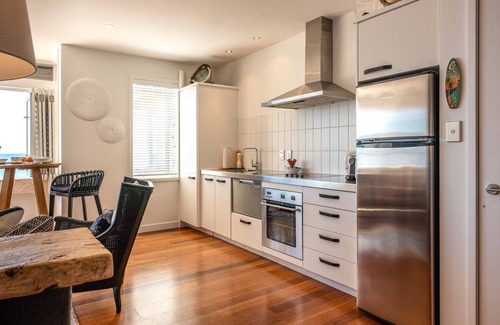 Onetangi Apartment | The Sands Apartment 9 | Stay Waiheke