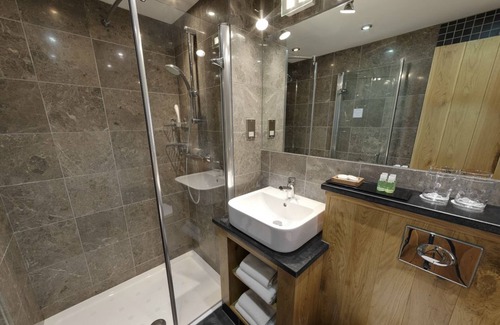 Symonds Yat Hotel | The Saracens Head Inn