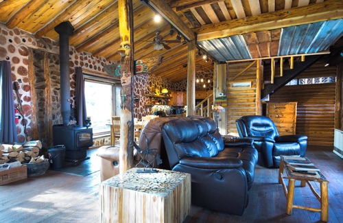 Philipsburg Cabin | The Sasquatch Sanctuary- “Montana’s Most Creative Vacation Retreat”