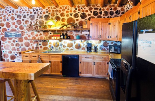 Philipsburg Cabin | The Sasquatch Sanctuary- “Montana’s Most Creative Vacation Retreat”