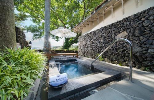 Jungmun Hotel | The Seaes Hotel & Resort