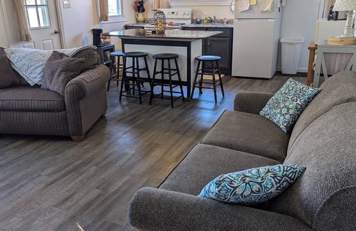 Crystal Cottage | The Seahorse Cottage