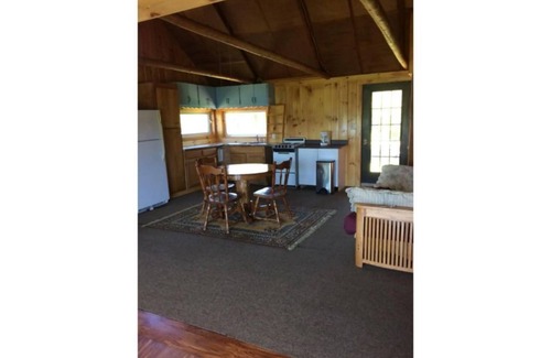 Newport Cottage | THE SECRET OF THE SWALLOWTAIL