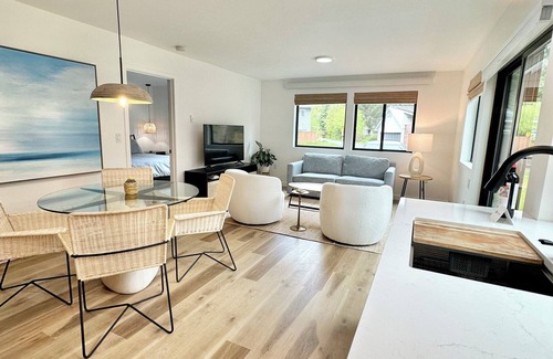 Mendenhall Valley House | The Seedling - outdoor gas fireplace, hot tub & grill near shops & trails