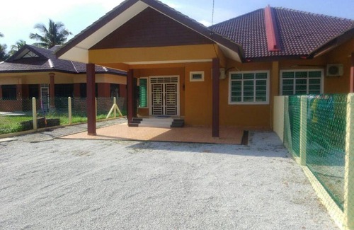 Kuala Terengganu House | The Seroja Homestay Gong Badak