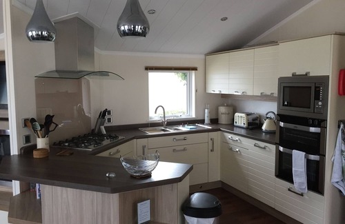 Mudeford Ski Chalet | 'The Shed', A luxury lodge with a view, Sandhills Holiday Park Mudeford