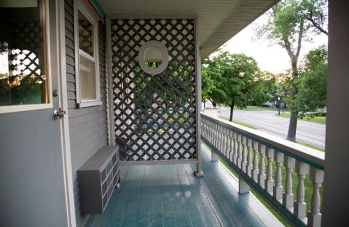 Shelbyville Hotel | The Shelby Inn