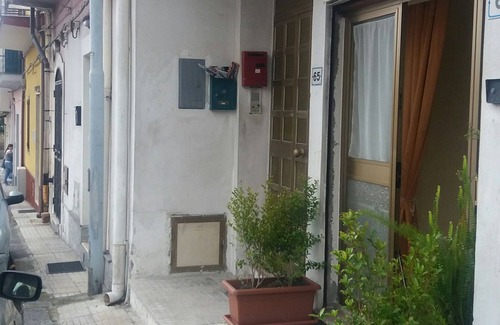 Santa Teresa di Riva Apartment | the Shell near Taormina
