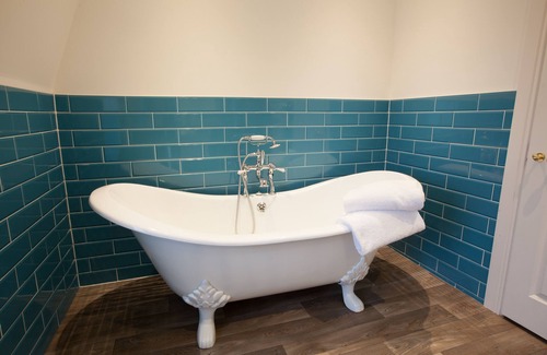 Pittenweem Hotel | The Ship Inn