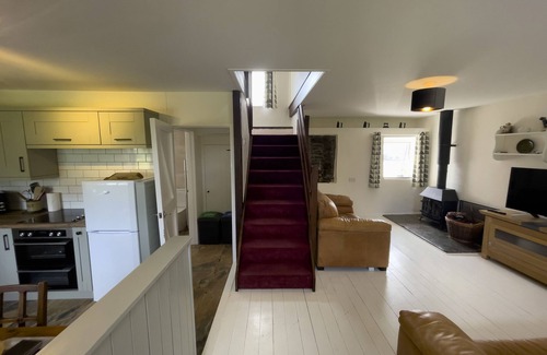 Tremain Cottage | THE SHIPPEN @ CANLLEFAES, pet friendly, with pool in Cardigan