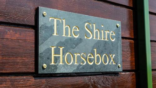 Llanfyllin House | The Shire Luxury Converted Horse Lorry with private hot tub Cyfie Farm