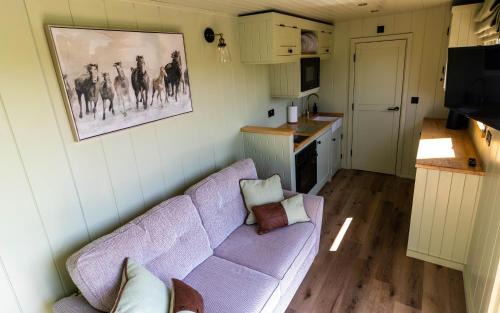 Llanfyllin House | The Shire Luxury Converted Horse Lorry with private hot tub Cyfie Farm