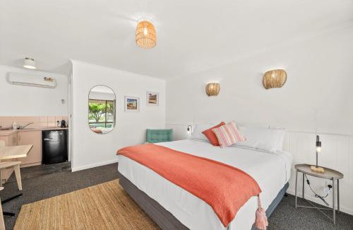 Alexandrina Hotel | The Shore Motel Milang
