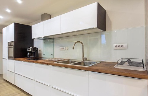 Kato Galatas House | The Siada Beachside Maisonette