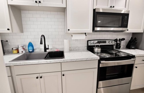 Morton Apartment | The Silo 7 - 2 FULL BA Double Delight