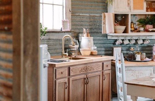 Lynchburg Other | The Silos at Promise Manor "Dolly"! Farm stay mins from historic Lynchburg, TN.