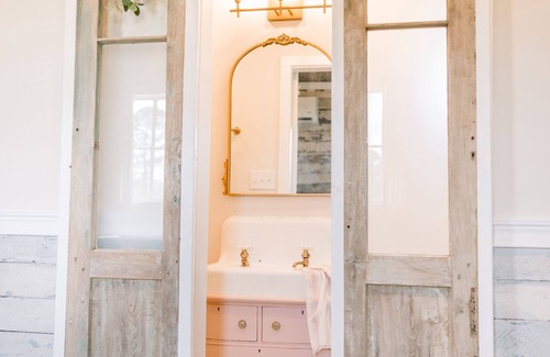 Lynchburg Other | The Silos at Promise Manor "Dolly"! Farm stay mins from historic Lynchburg, TN.
