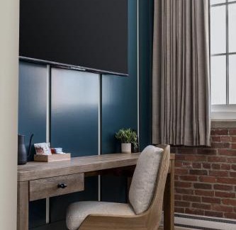 Skowhegan Apartment | The Skowhegan By Kasa