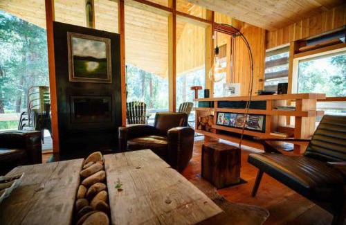 Darby House | The Skwala Lodge