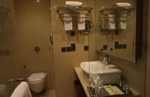 Thaltej Hotel | The Sky Imperial Thaltej