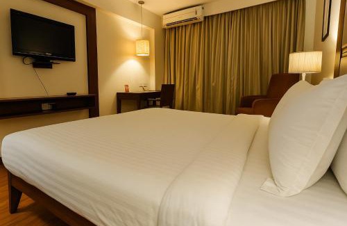 Thaltej Hotel | The Sky Imperial Thaltej