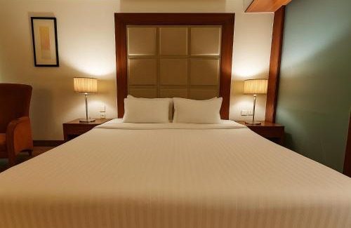 Thaltej Hotel | The Sky Imperial Thaltej