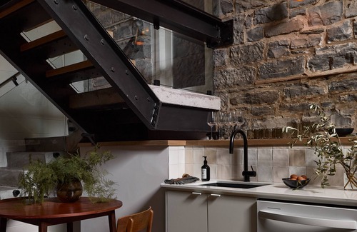 Inner Harbour Hotel | The Smith Hotel