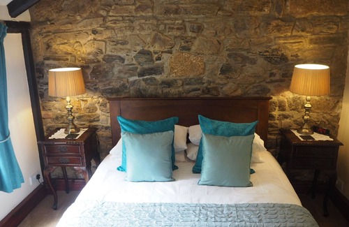 Newlyn Bed & Breakfast | The Smugglers