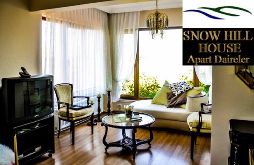 Masukiye House | The Snow Hill House Manolia