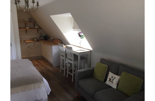 Brigstock Apartment | The Snug In Brigstock