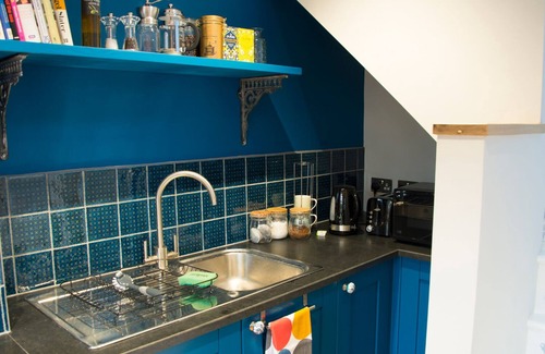 Grampound Cottage | THE SNUG, romantic, country holiday cottage in Grampound