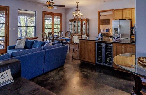 Lago Vista House | The sound of silence. Reconnect with family at this special cabin in the woods