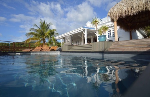 Le Diamant Villa | The spacious Villa Coconut, magnificent 180 ° view of the sea, the Rocher du Diamant