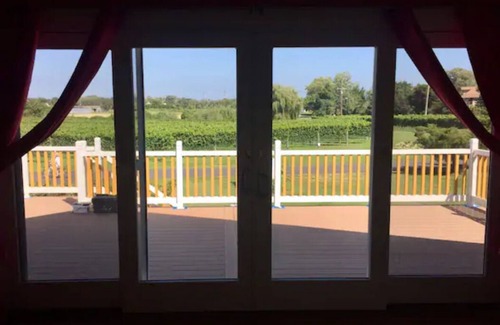 West Cape May Apartment | The Stable Cottage at Willow Creek Winery