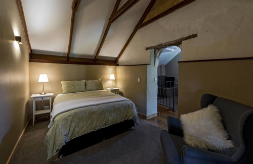 Langhorne Creek Bed & Breakfast | The Stables BnB, Malbec Suite, located in heart of Langhorne Creek Wine Region