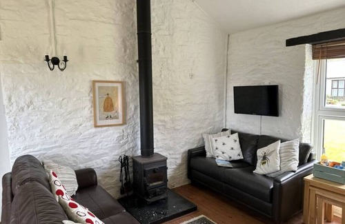 Saint Gennys Cottage | The Stables - Crackington Haven Cornwall