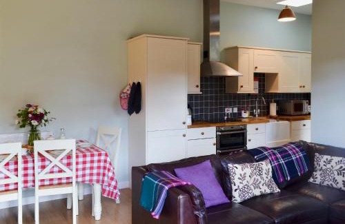 New Forest District House | The Stables