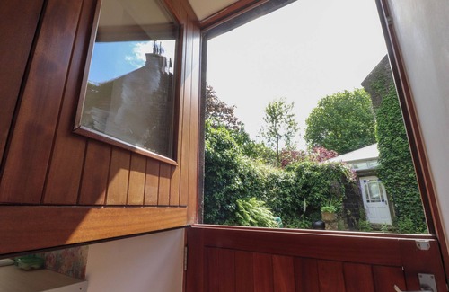 Trawden Cottage | THE STABLES, pet friendly, with a garden in Trawden