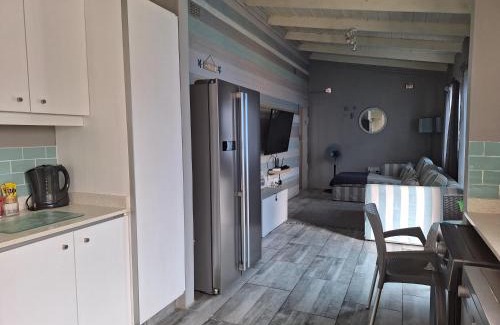 Scottburgh South Ski Chalet | The Starfish Cottage