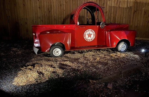 Honey Grove House | The Station - with Private Mini Golf!
