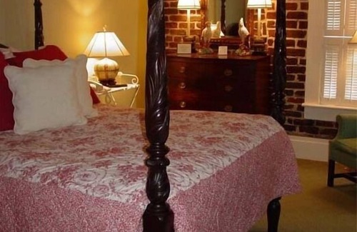 Historic Downtown Savannah Bed & Breakfast | The Stephen Williams House
