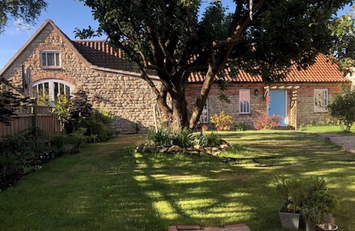 Wellingore House | The Stocks Barn, renovated 1750’s barn in picturesque Lincolnshire cliff village